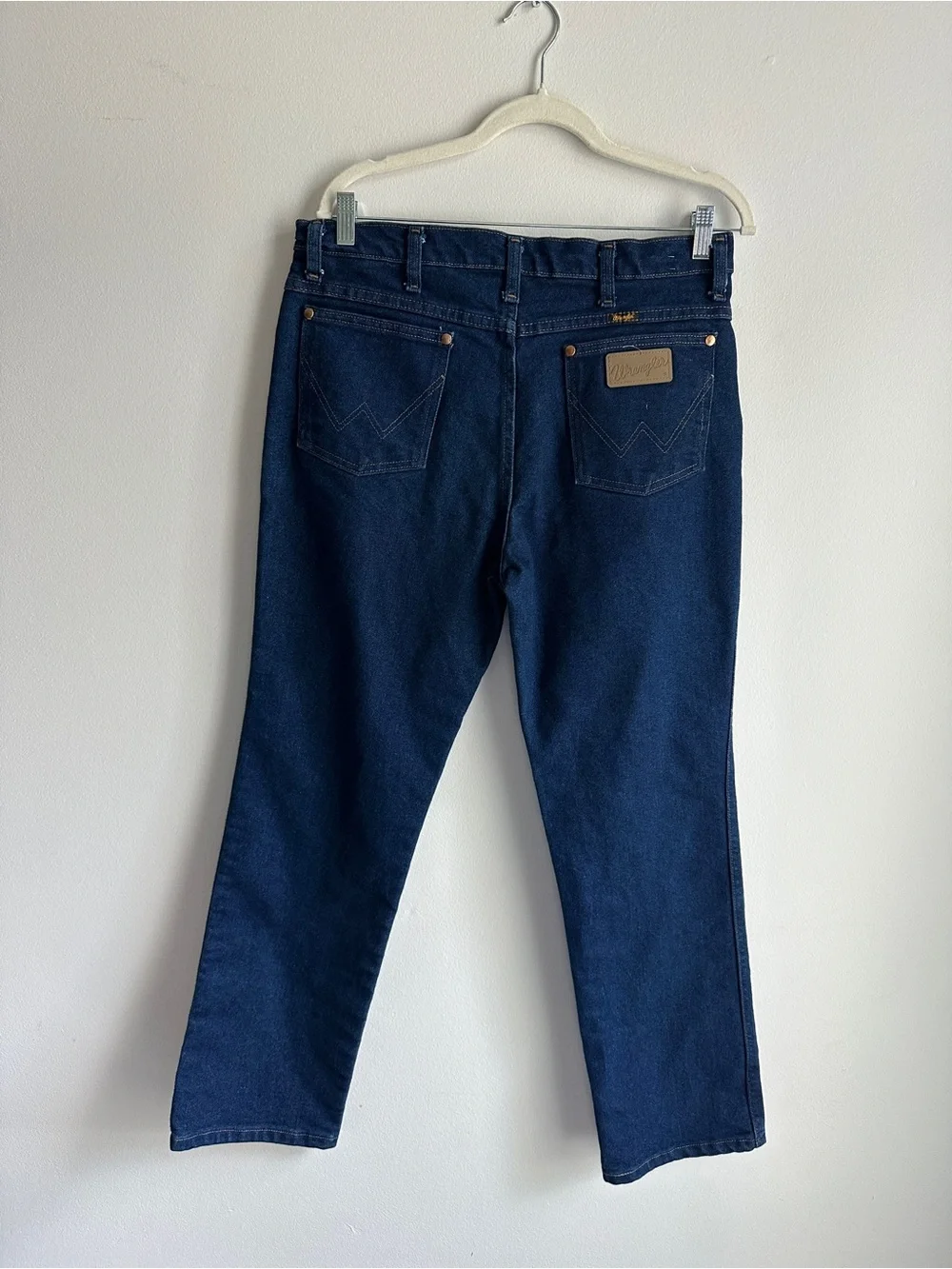 Wrangler Men’s Straight Leg Jeans in Dark Blue